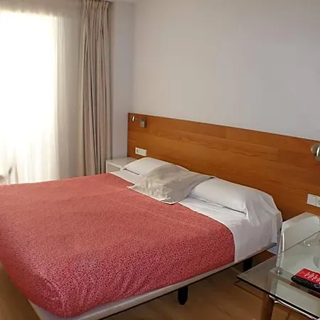 מלון Picos De Europa סנטנדר