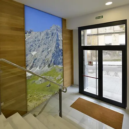 מלון Picos De Europa
