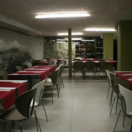 Hotel Picos De Europa 2*