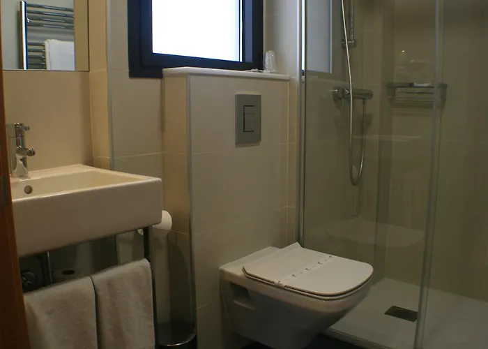 Отель Picos De Europa Сантандер