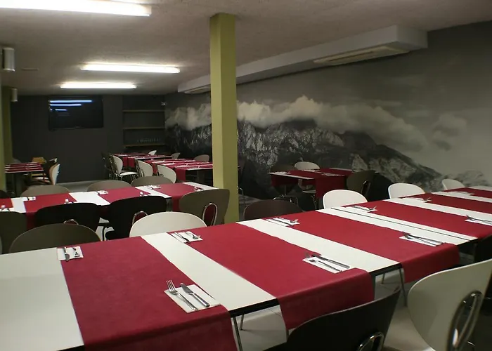 Picos De Europa Hotel 2*