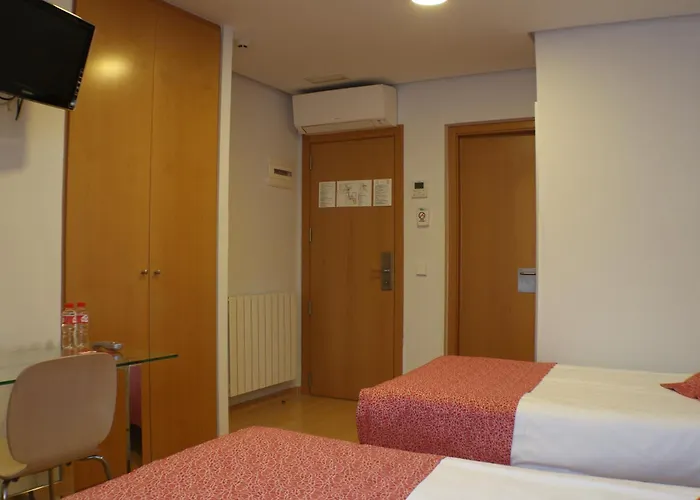 Hotel Picos De Europa 2*